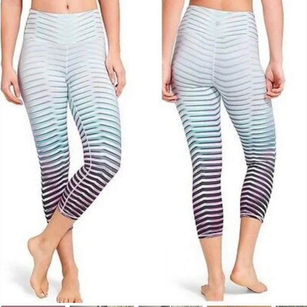 Athleta High Rise Prism Chaturanga Capri Leggings